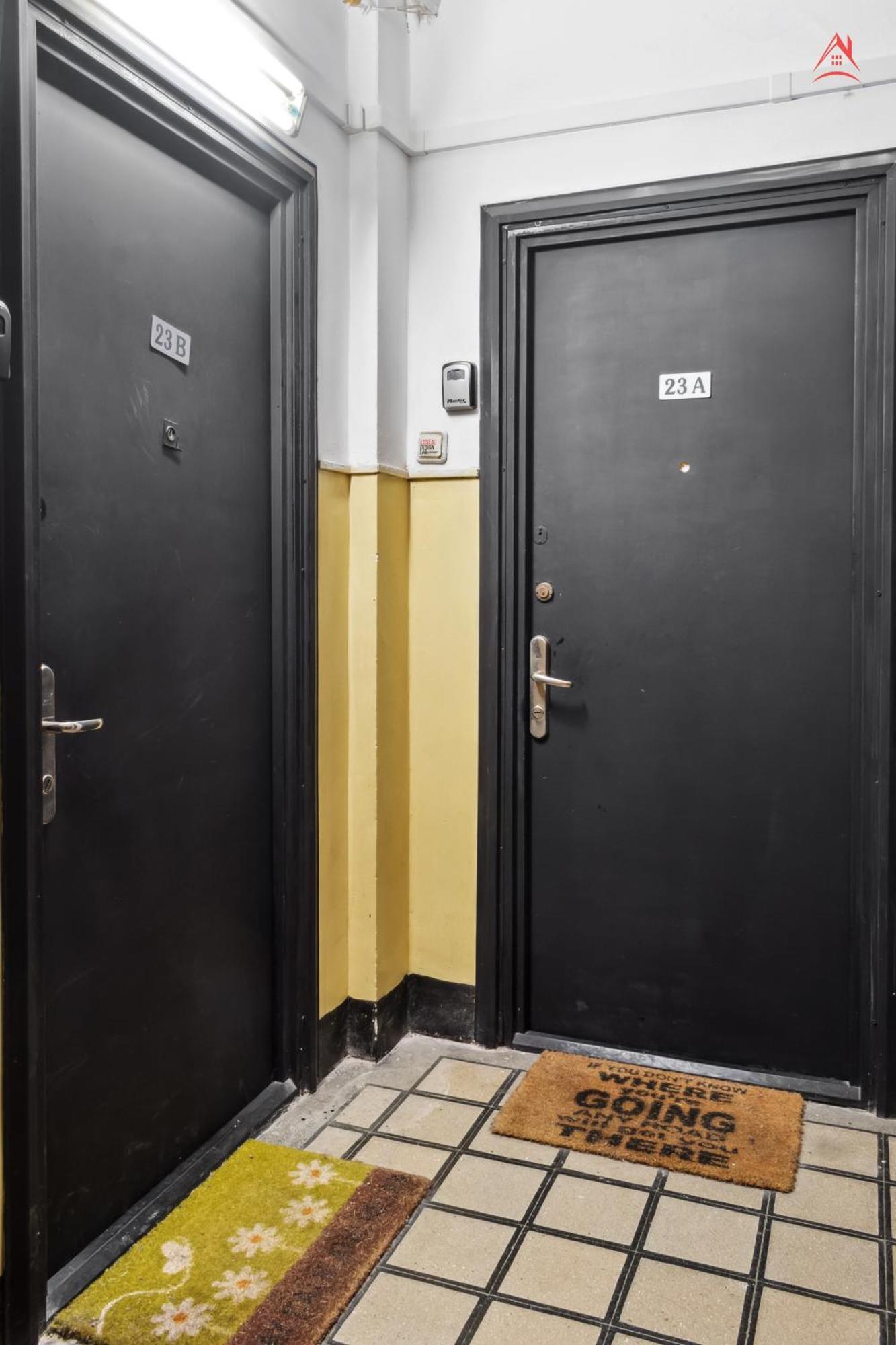 Appartamento Old Town Studio City Center 23A Bucarest Esterno foto